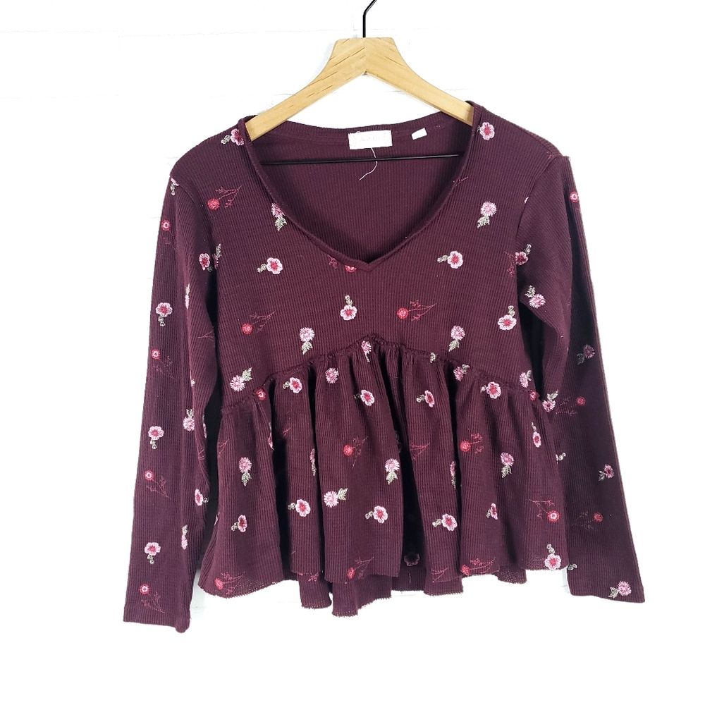 3/$25 Altar'd State floral peplum top | Size S
